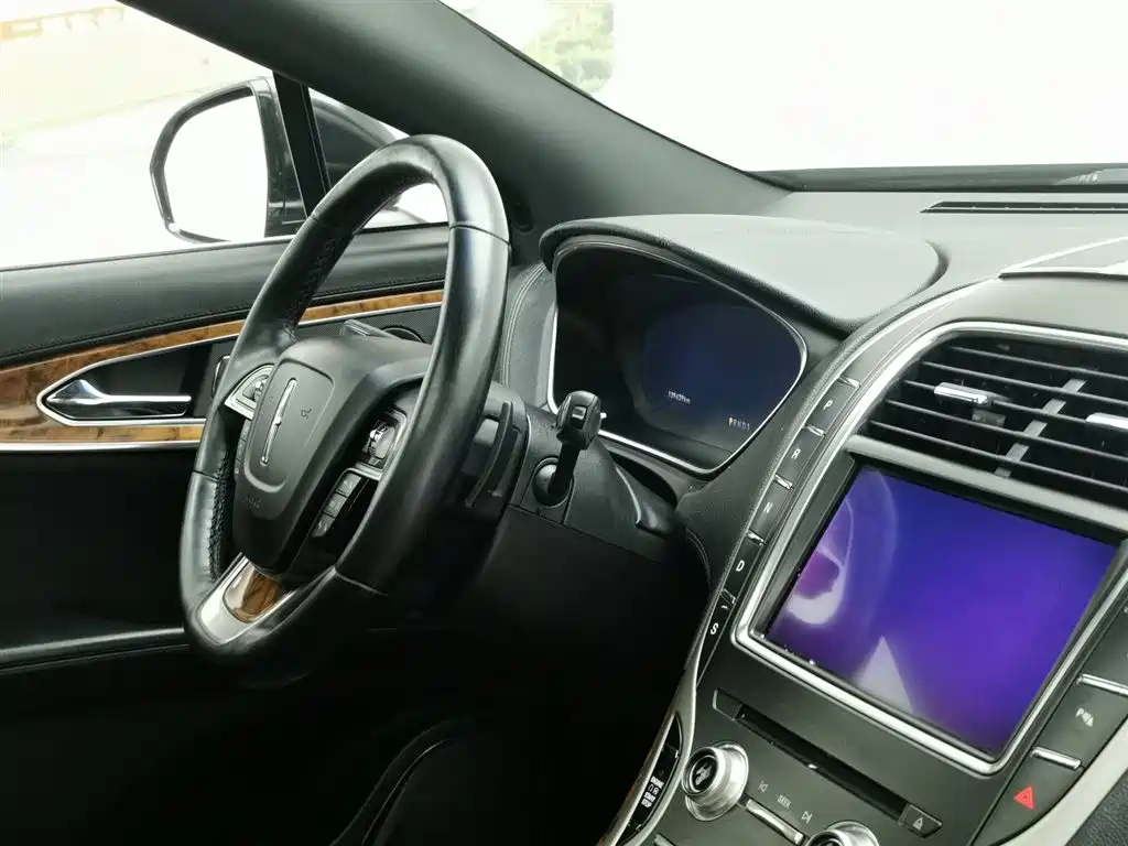 Lincoln Nautilus (Import) 2019 2.0T 4WD Zunya Edition China V фото 22