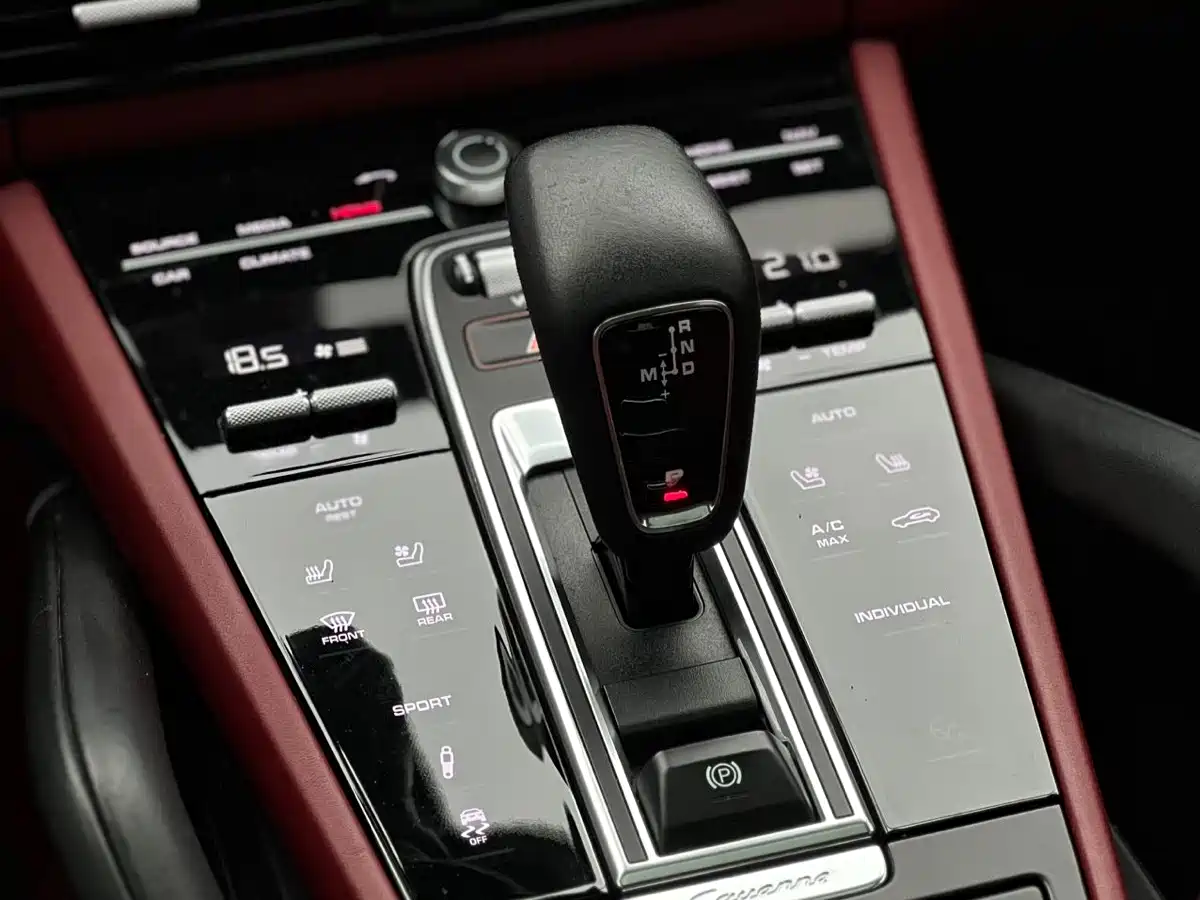 Porsche Cayenne 2019 Cayenne 3.0T фото 11