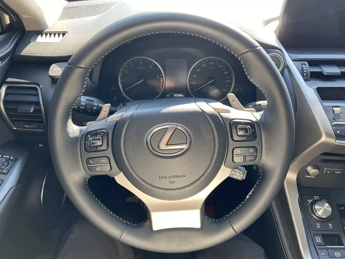 LEXUS NX