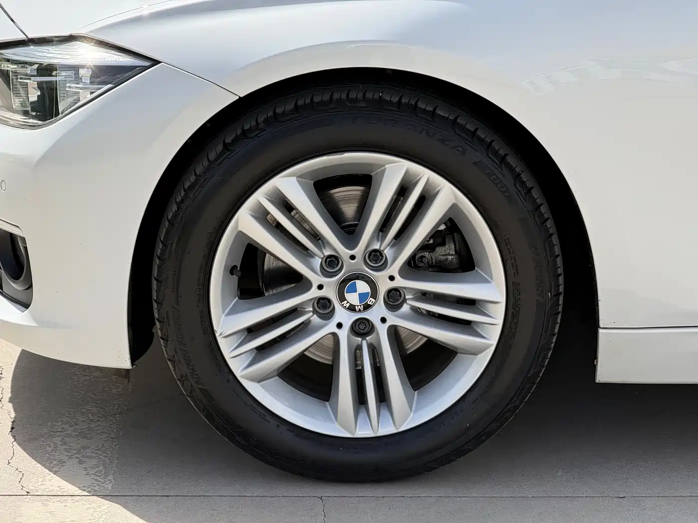 BMW 3 Series 2017 320Li Fashion фото 12
