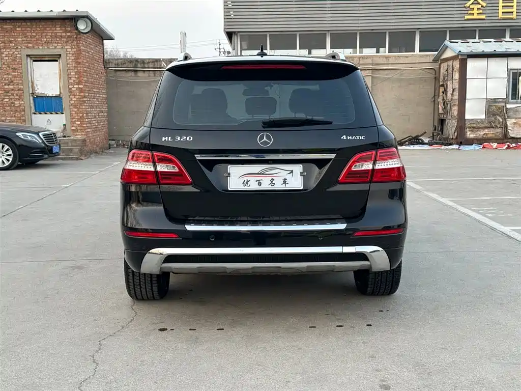 Mercedes-Benz M-Class 2014 ML 320 4MATIC фото 5