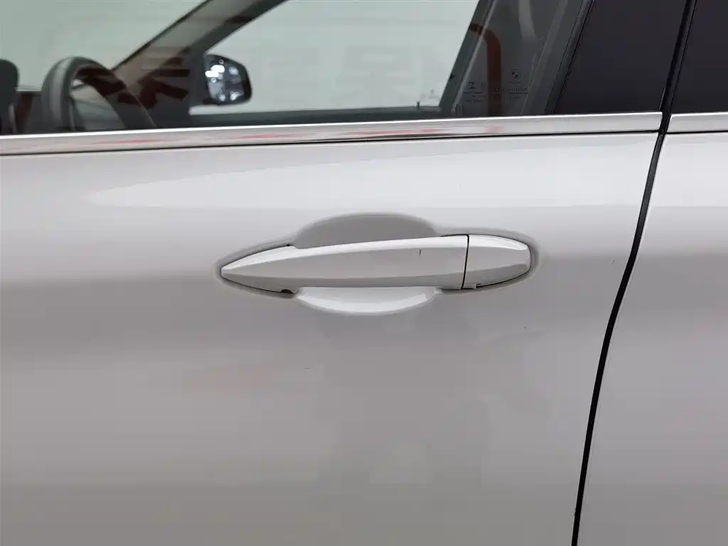BMW X1 2019 sDrive18Li Premium Model фото 18