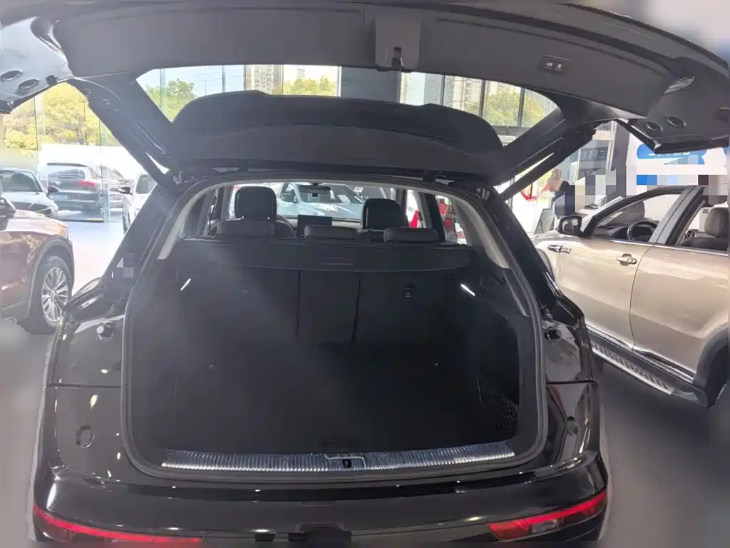 Audi Q5L 2022 Facelift 45T Luxury Dynamic фото 16