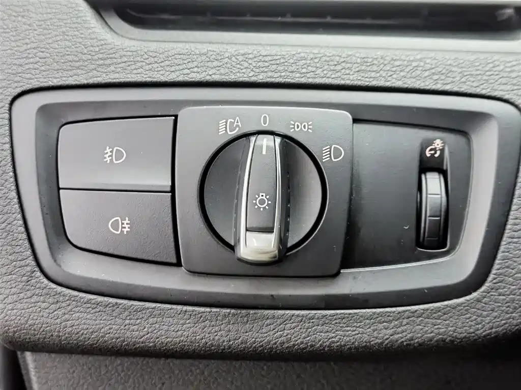 BMW X1 2019 xDrive20Li Premium Model фото 21