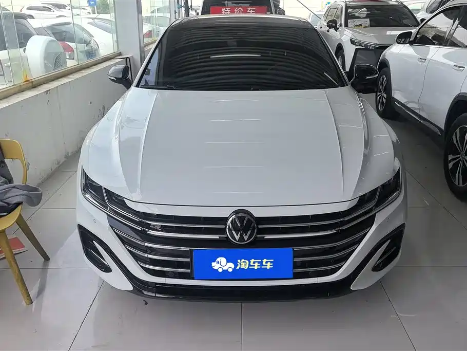 Volkswagen FAW-Volkswagen CC 2024 380TSI Eye-catching Public Sharing Edition фото 2