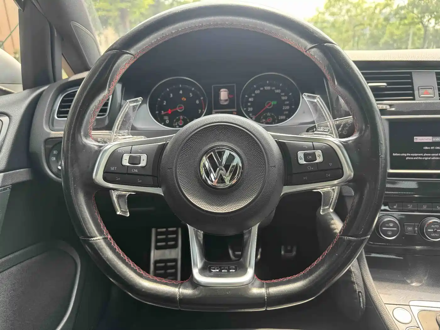 Volkswagen Golf GTI 2016 2.0TSI GTI фото 15