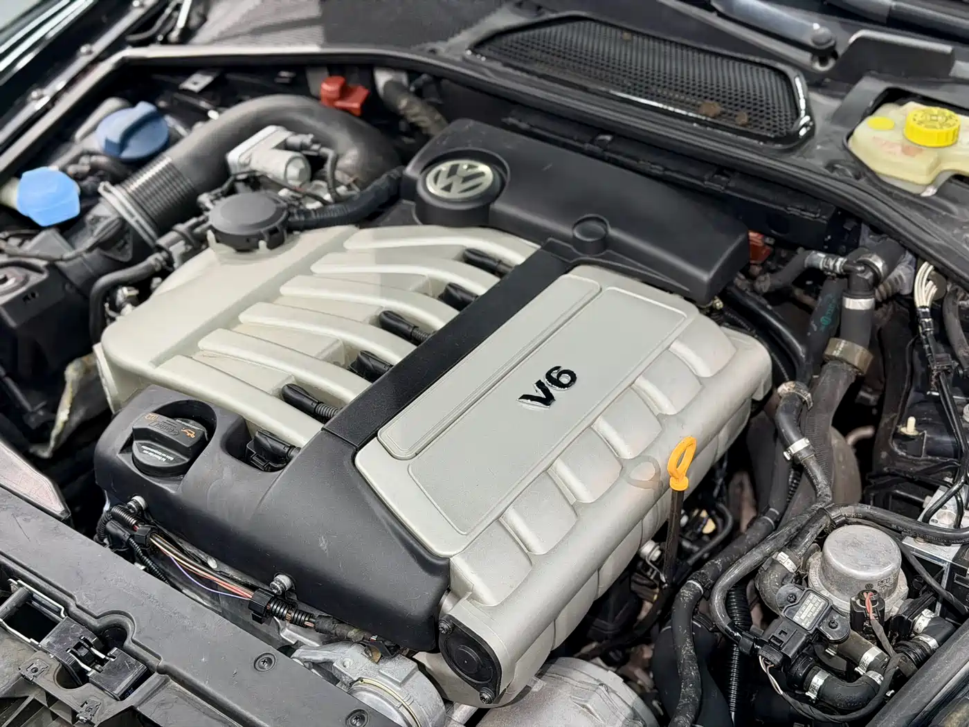 Volkswagen Phaeton 2007 Model 3.2L V6 5-Seat Base фото 18