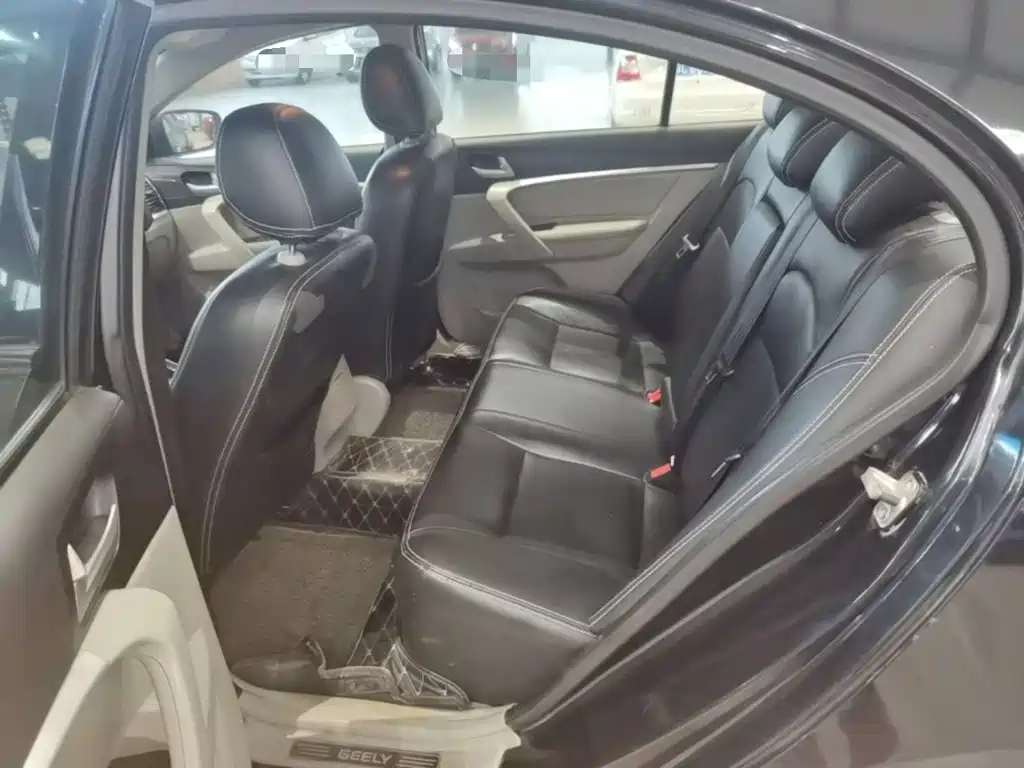 Geely Emgrand 2015 2014 Sedan 1.5L Manual Fashion