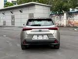 صورة 11 - Lexus UX Electric