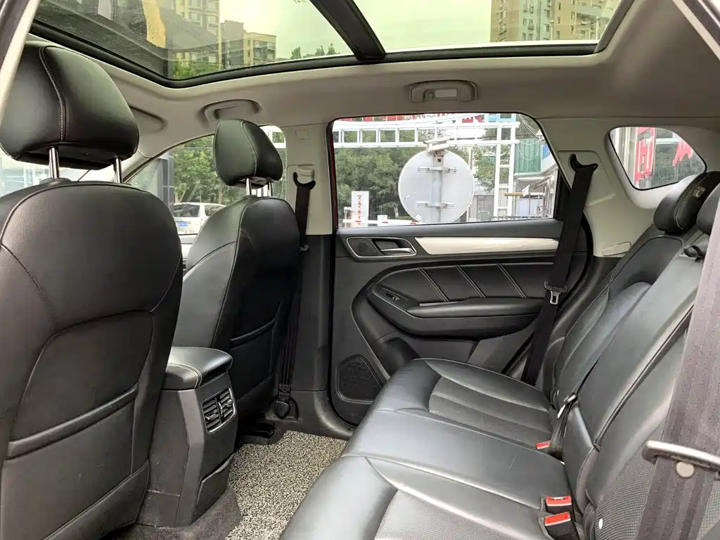 Roewe RX5 2016 2016 20T 2WD Automatic Internet Smart Edition