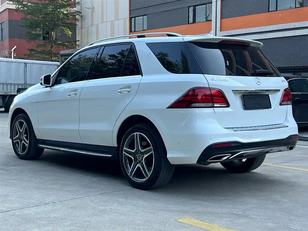 Mercedes-Benz GLE 2016 GLE 400 4MATIC фото 4