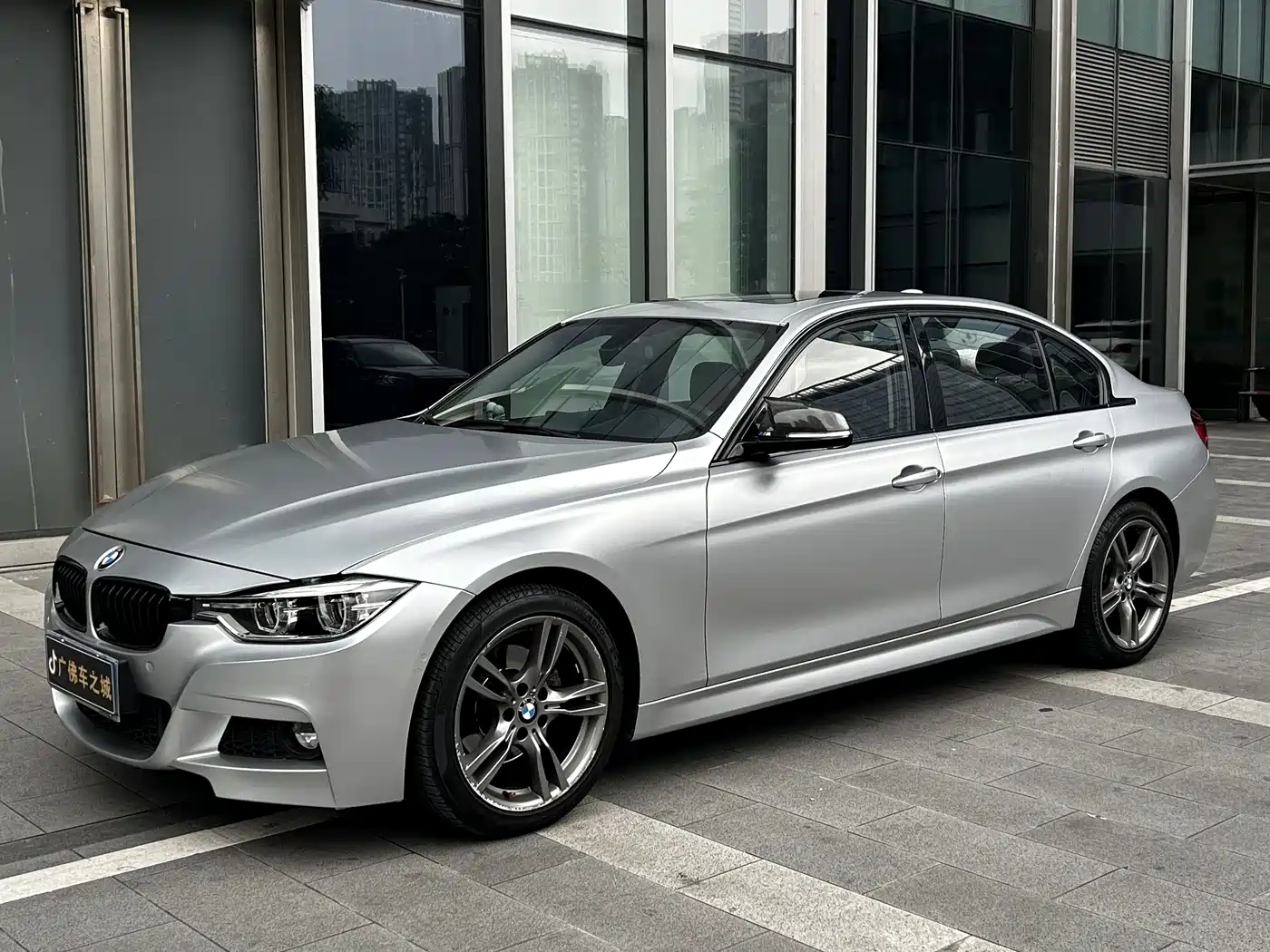 BMW 3 Series 2018 320Li M Sport Black Night Edition