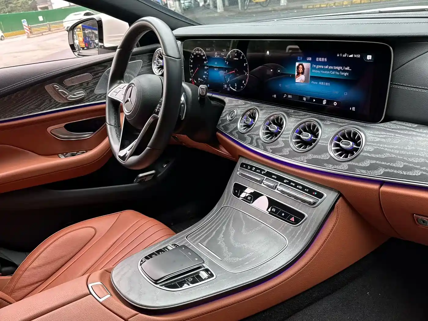 MERCEDES-BENZ CLS