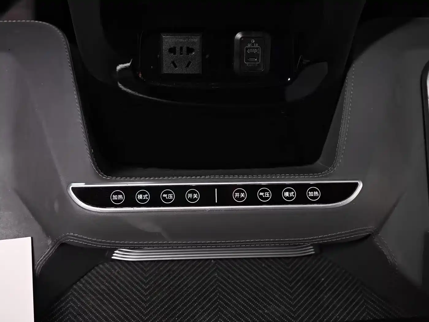 Mercedes-Benz Vito 2021 2.0T Business Edition 7-seater фото 12