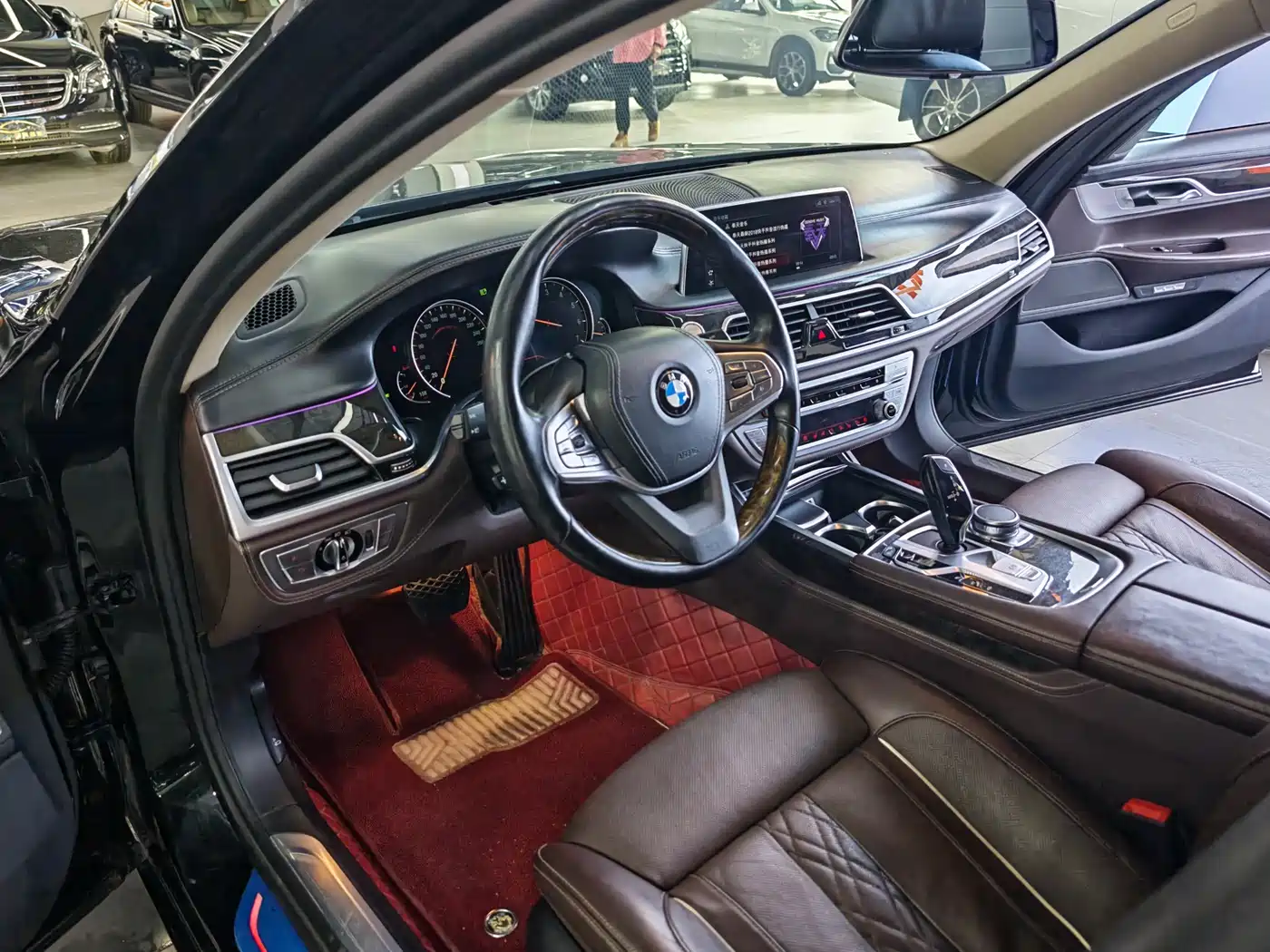 BMW 7 Series 2016 730Li Leading фото 17