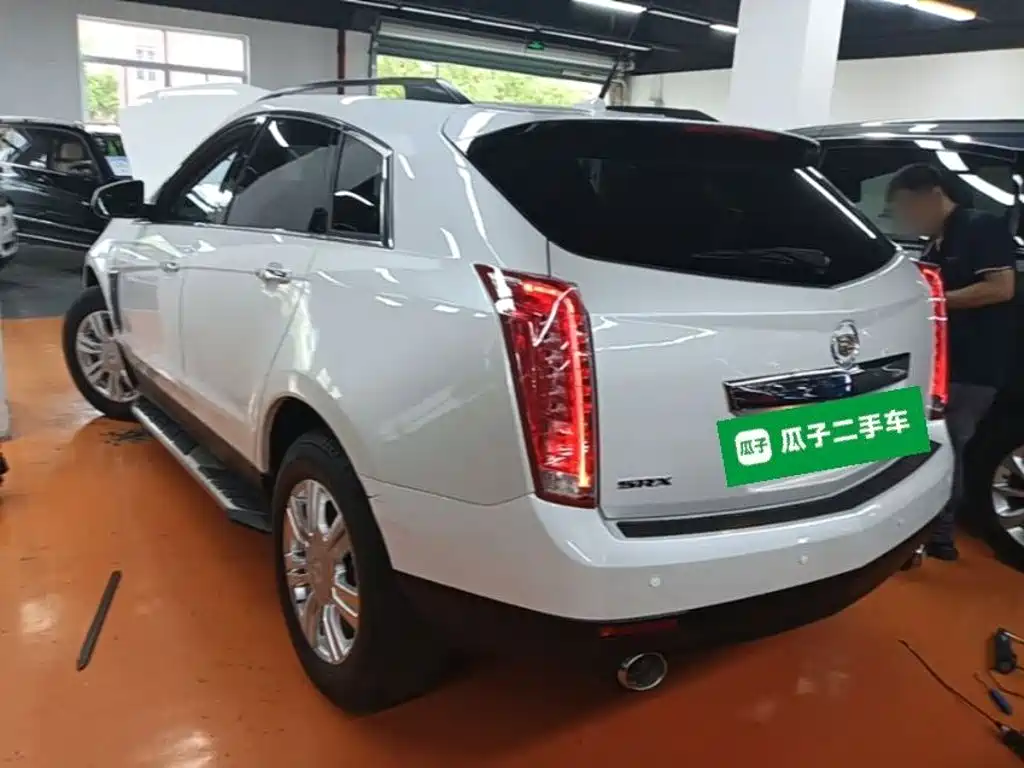 2016 Cadillac SRX