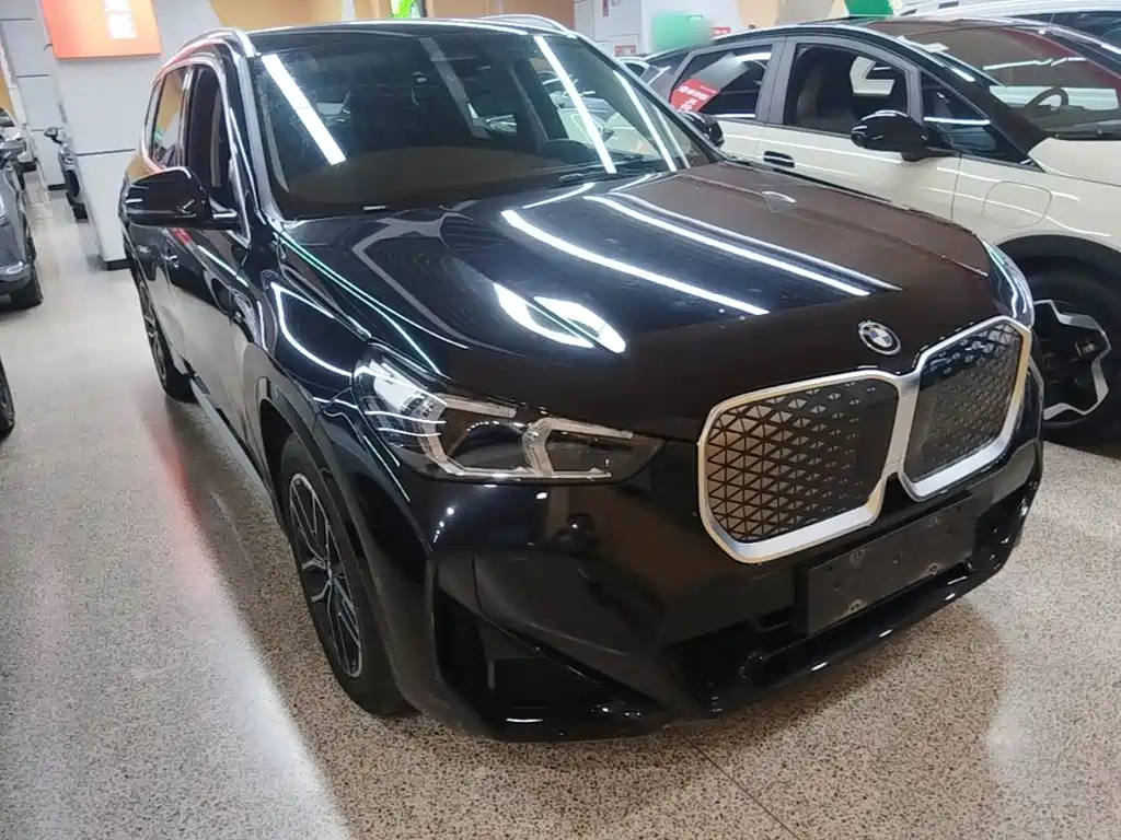 BMW iX1 2025 2025 eDrive25L M Sport Package