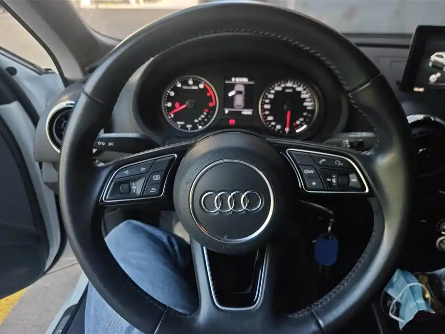 Audi A3 2017 Sportback 35 TFSI Progressive фото 15