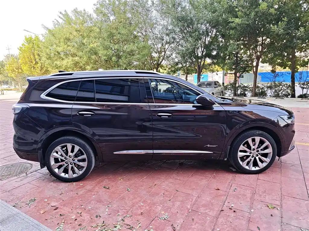 Buick Envision Plus 2022 Envision Plus Avenir 5-Seater фото 10