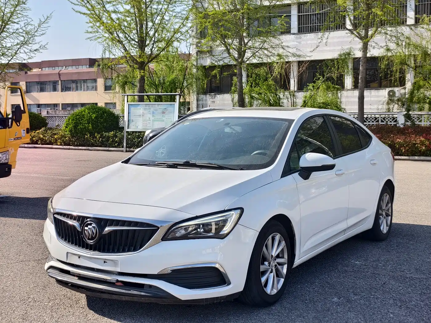 Buick Verano 2018 Sedan 15S Automatic Leading