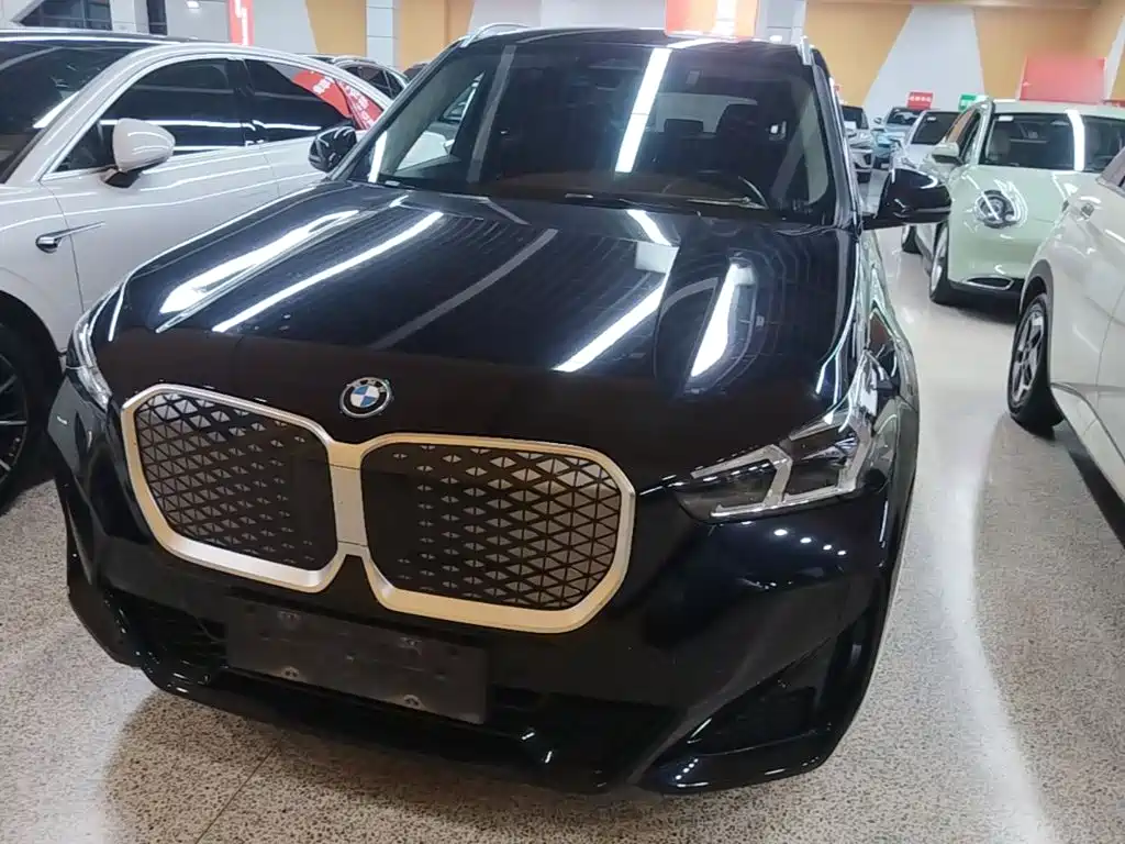 BMW iX1 2025 2025 eDrive25L M Sport Package
