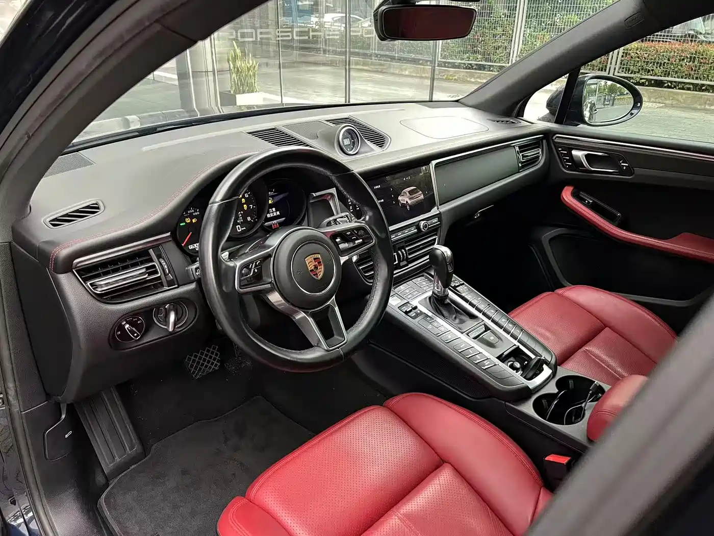 Porsche Macan 2018 Macan 2.0T фото 7