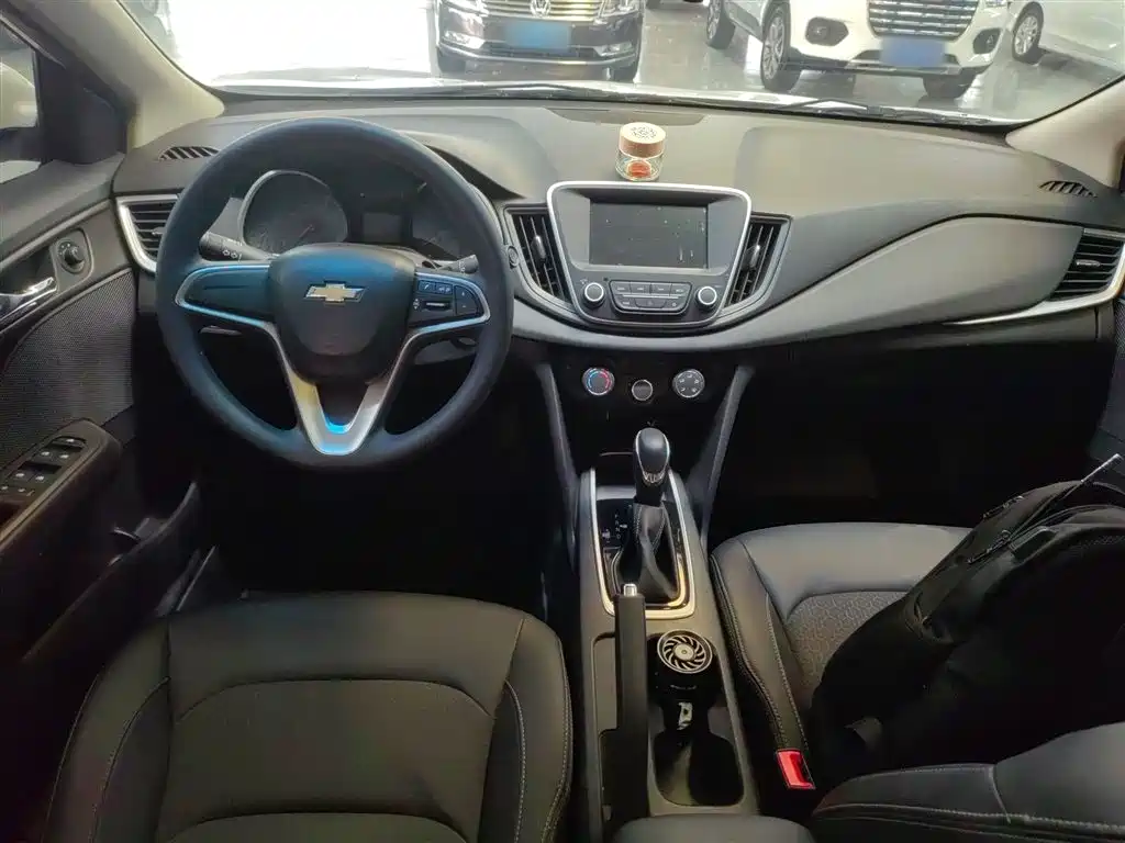 Chevrolet Cavalier 2019 320 Automatic Joy Edition фото 10