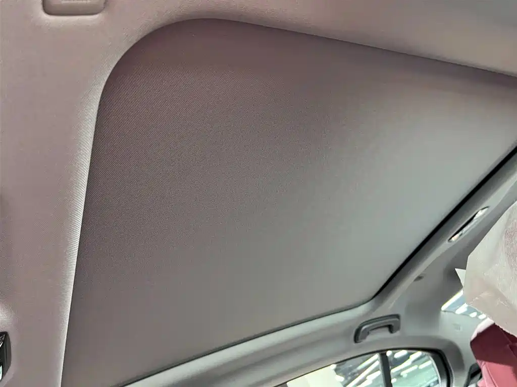 BMW 5 Series 2025 530Li Leading M Sport Package фото 23