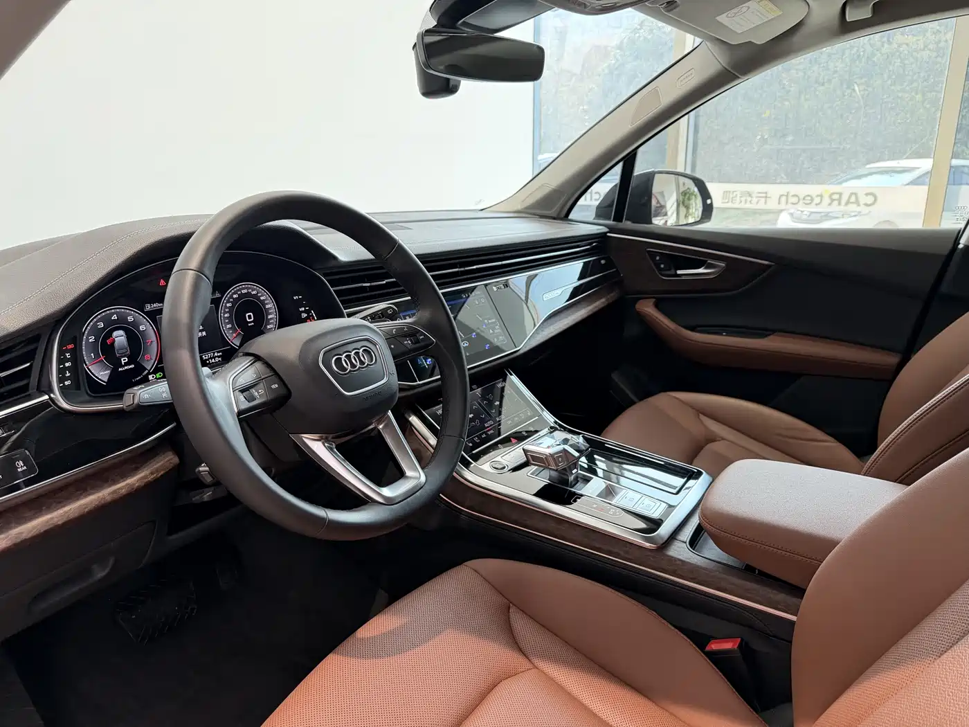 AUDI Q7