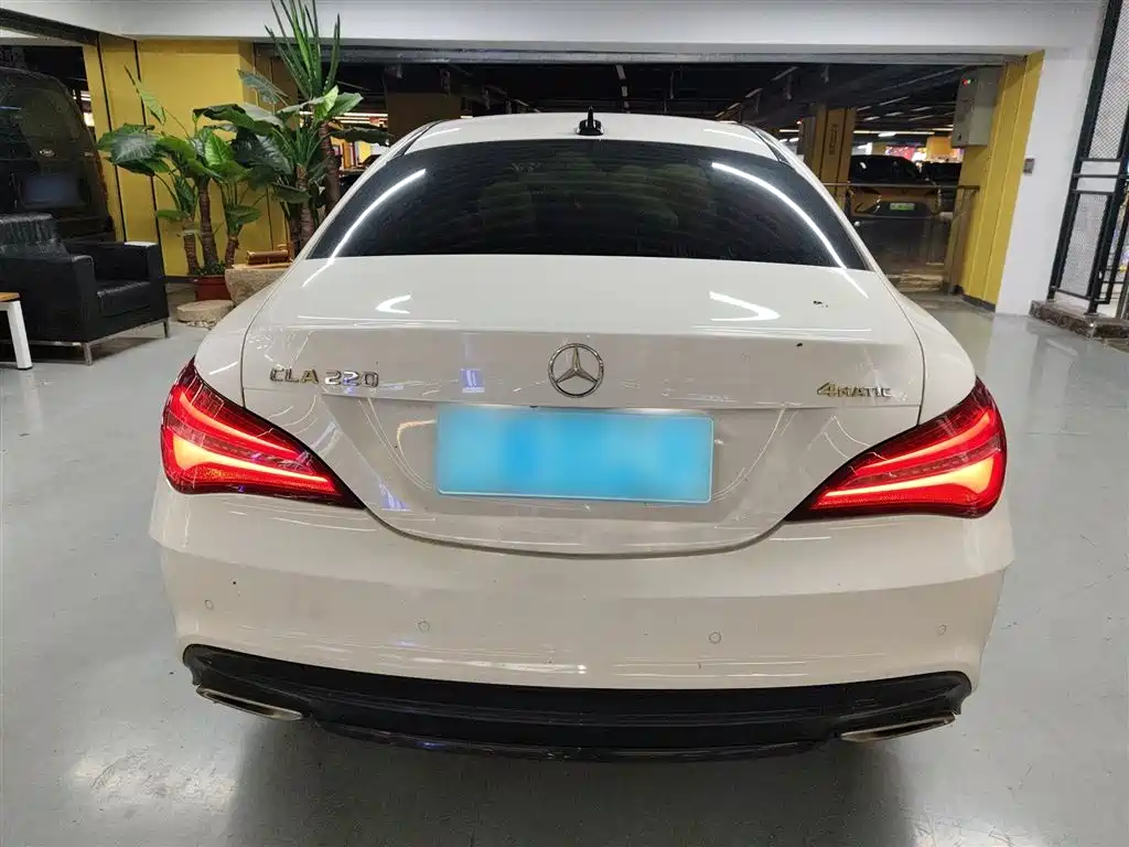 Mercedes-Benz CLA (Import) 2016 Facelift CLA 220 4MATIC фото 6