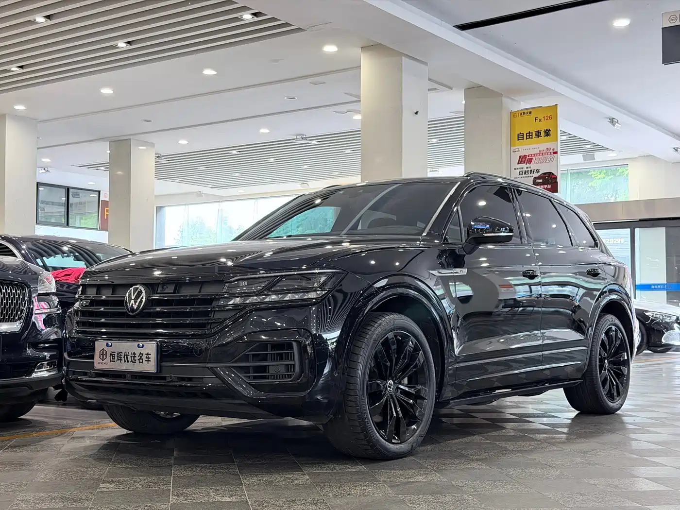 VOLKSWAGEN TOUAREG
