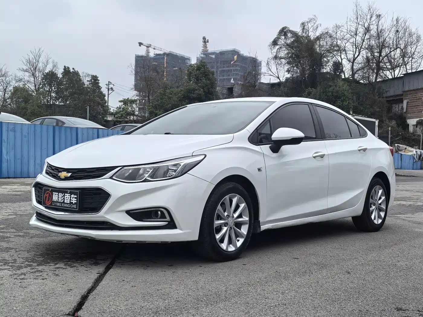 Chevrolet Cruze 2017 1.5L Automatic Pioneer Sunroof фото 4