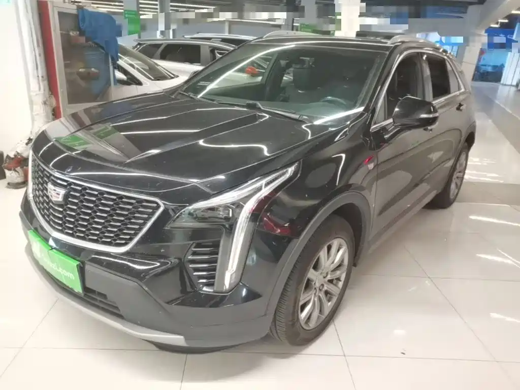 Cadillac XT4 2021 28T FWD Premium Edition