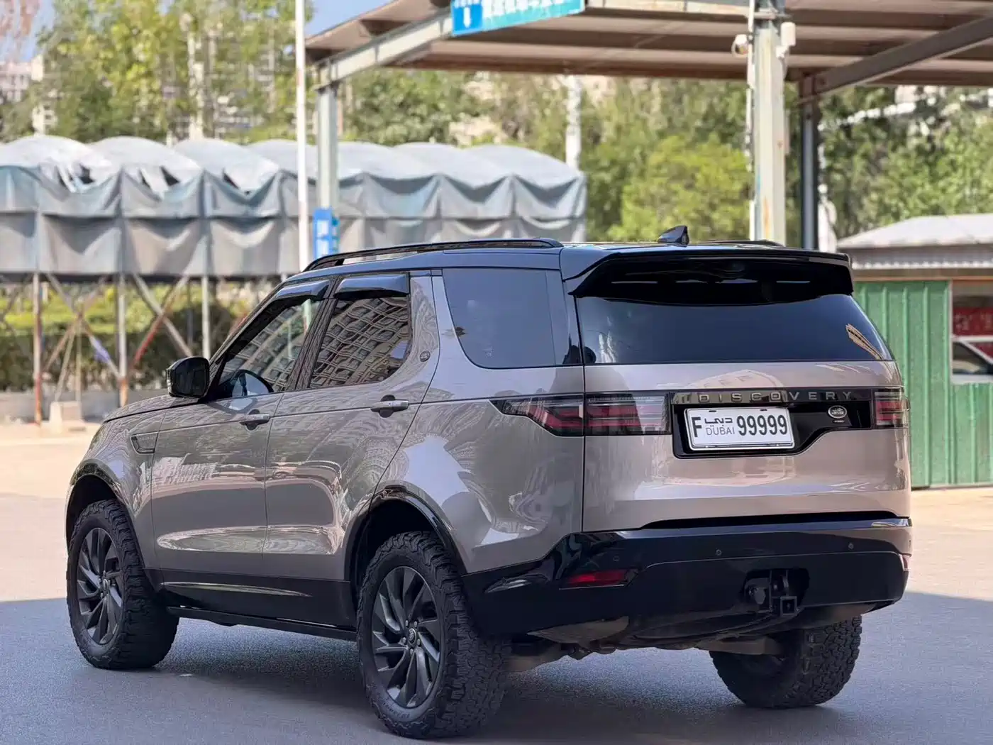 صورة 4 - Land Rover Discovery