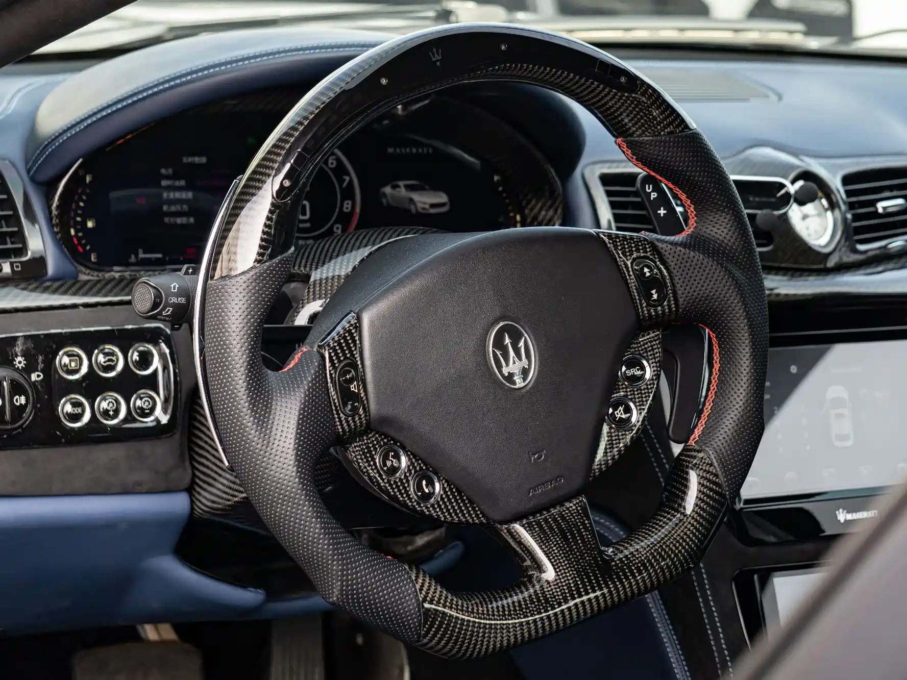 Photo 15 - Maserati GranTurismo