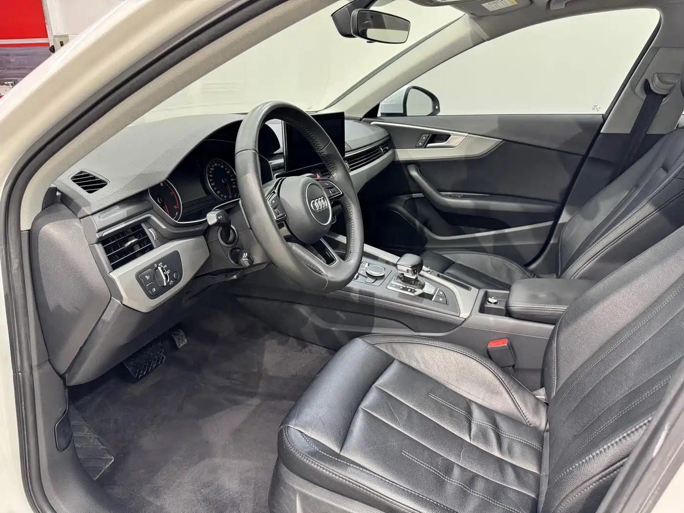 Audi A4L 2017 40 TFSI Progressive фото 7