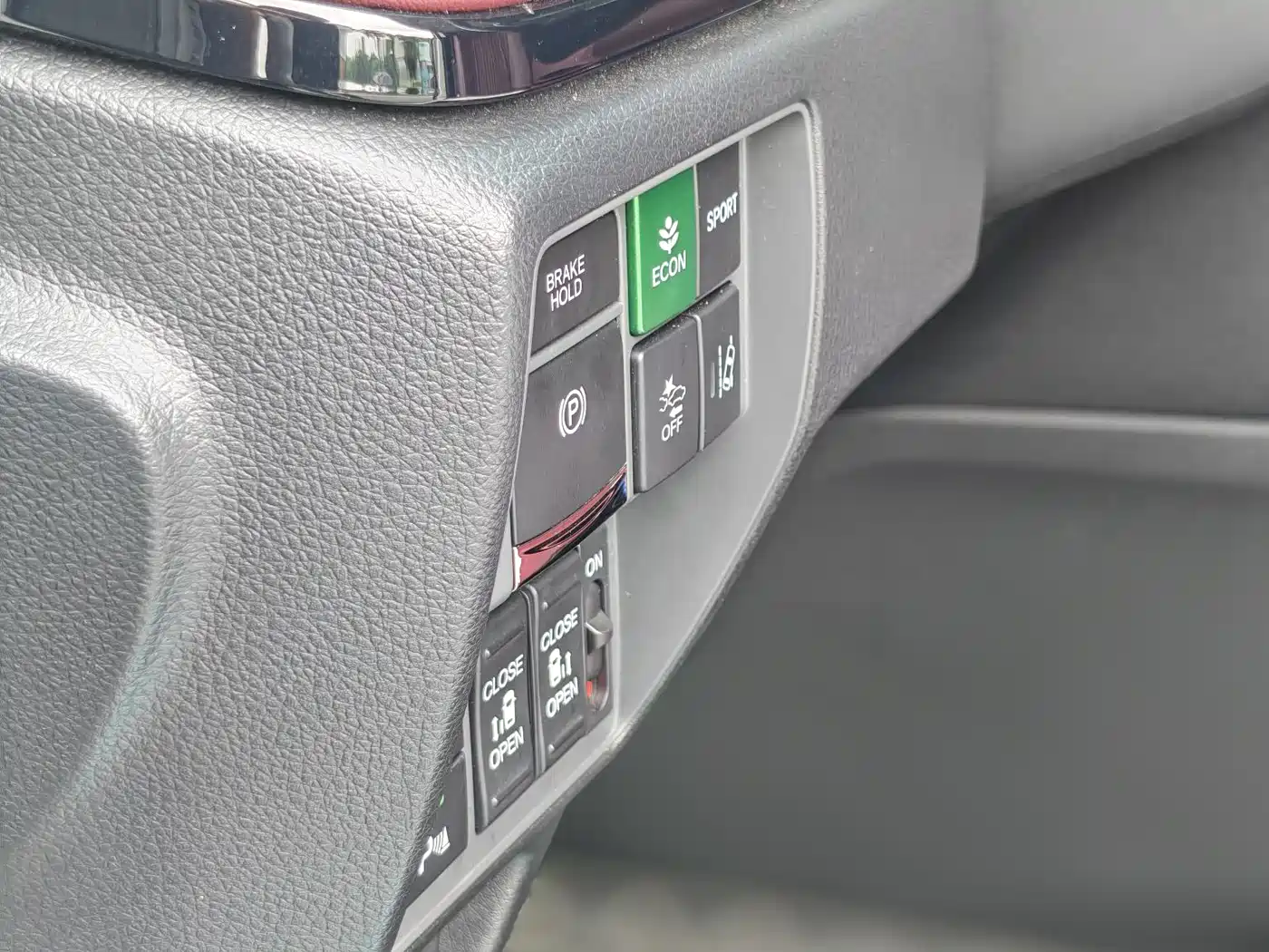 Honda Elysion 2022 2.0L e:HEV Supreme Edition фото 21