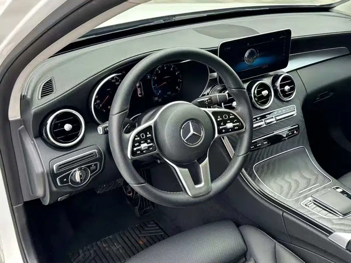 Mercedes-Benz C-Class 2019 C 260 L Sport фото 5