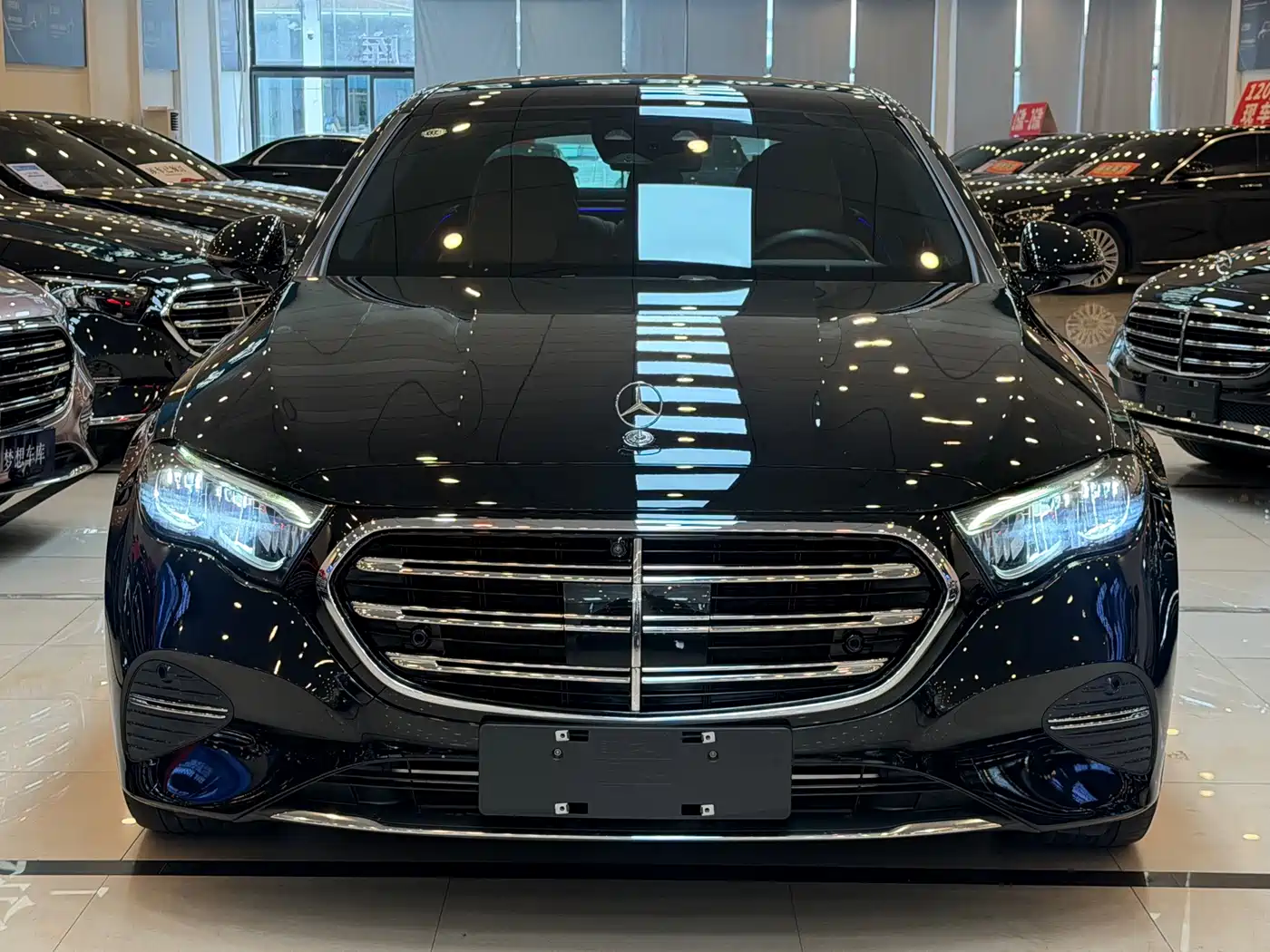 Mercedes-Benz E-Class New Energy 2024 2024 E 350 e L Plug-in Hybrid Sedan