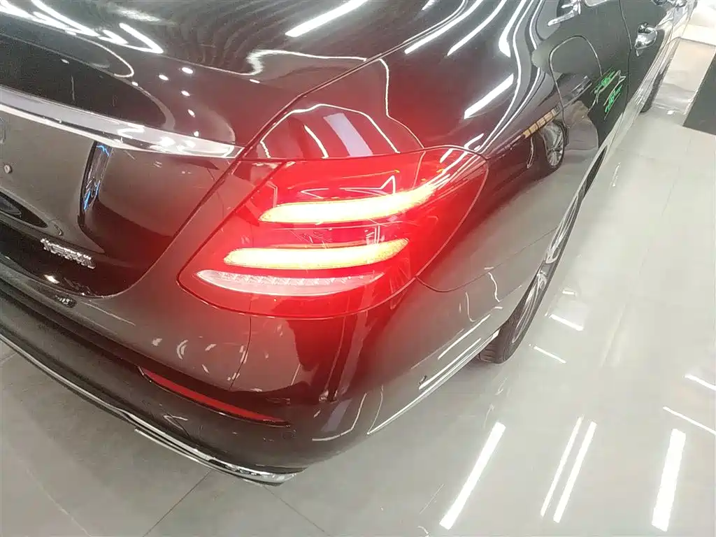 Mercedes-Benz E-Class 2016 E 300 L Fashion Type фото 8