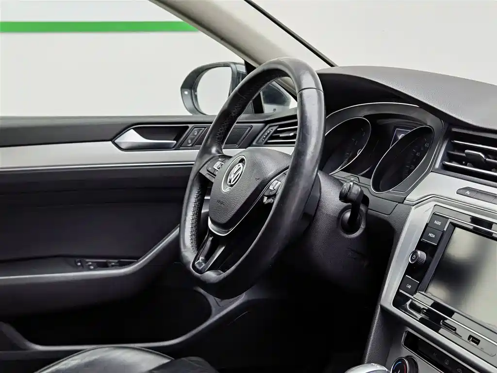 Volkswagen Magotan 2019 280TSI DSG Comfort China V фото 22