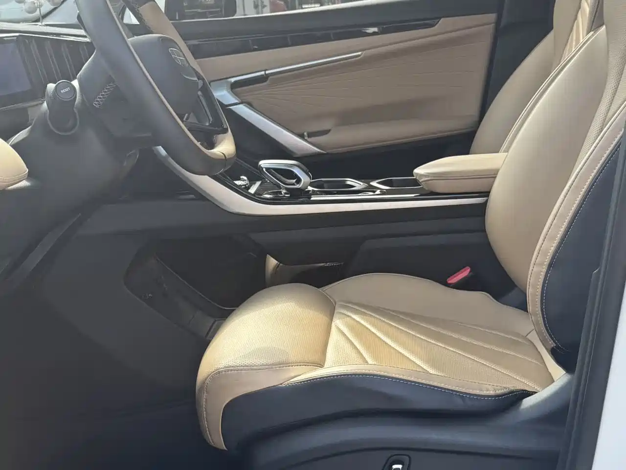 GEELY AUTOMOBILE BOYUE L