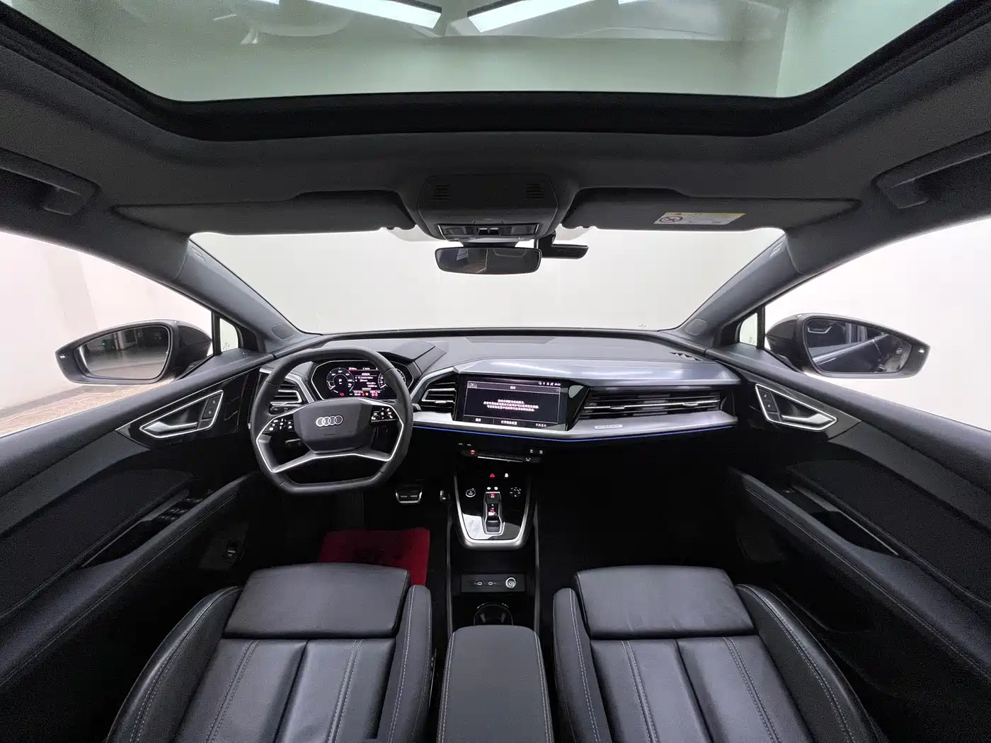 Audi Q4 e-tron 2023 2022 40 e-tron Pioneer Edition