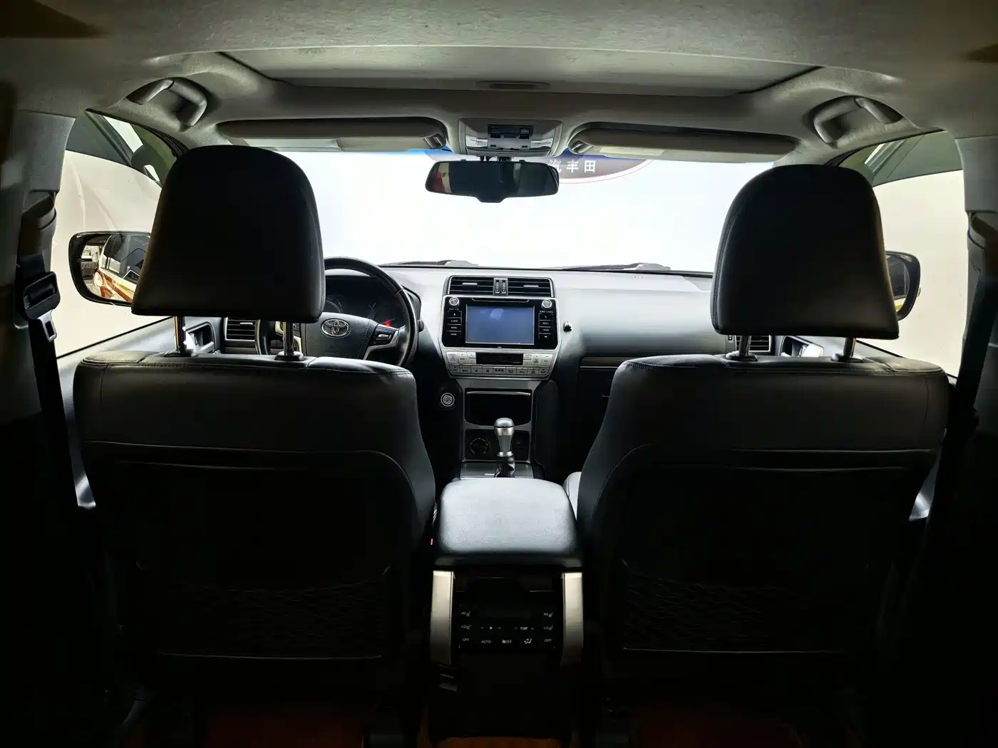 Toyota Prado 2020 2019 3.5L Automatic TX-L Zunxiang Edition with Rear-mounted Spare Tire