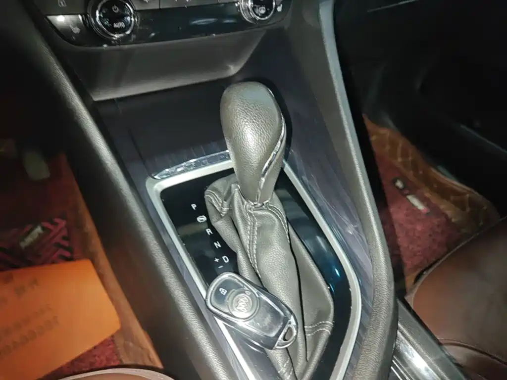 Buick GL6 2018 2018 18T 6-Seater Luxury