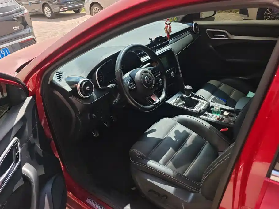 MG MG6 2018 2017 20T Manual Luxury Smart Connect Version (China V)