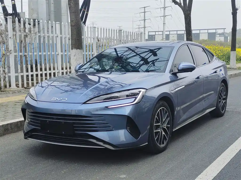 BYD Seal 2023 DM-i 1.5L 121km Luxury