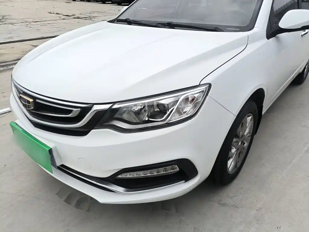 Фото 24 - Geely Vision