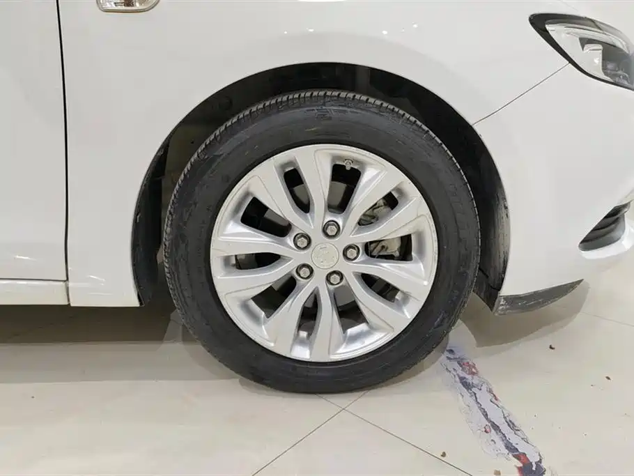 Buick Excelle 2021 Facelift Exemplar 1.5L Auto Elite фото 6