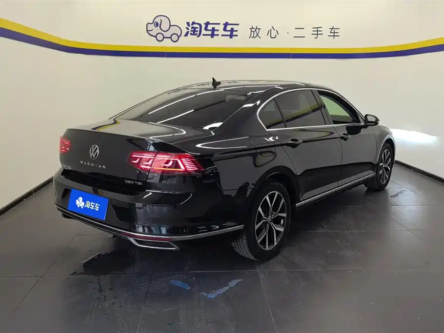 Volkswagen Magotan 2020 280TSI DSG Leading фото 3